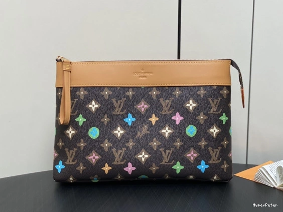 POCHETTE VUITTON SOUPLE-32*21*8CM LOUIS VOYAGE 0714